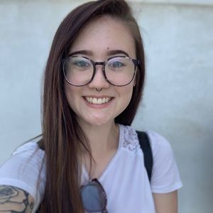 Meet your Posher, Emily